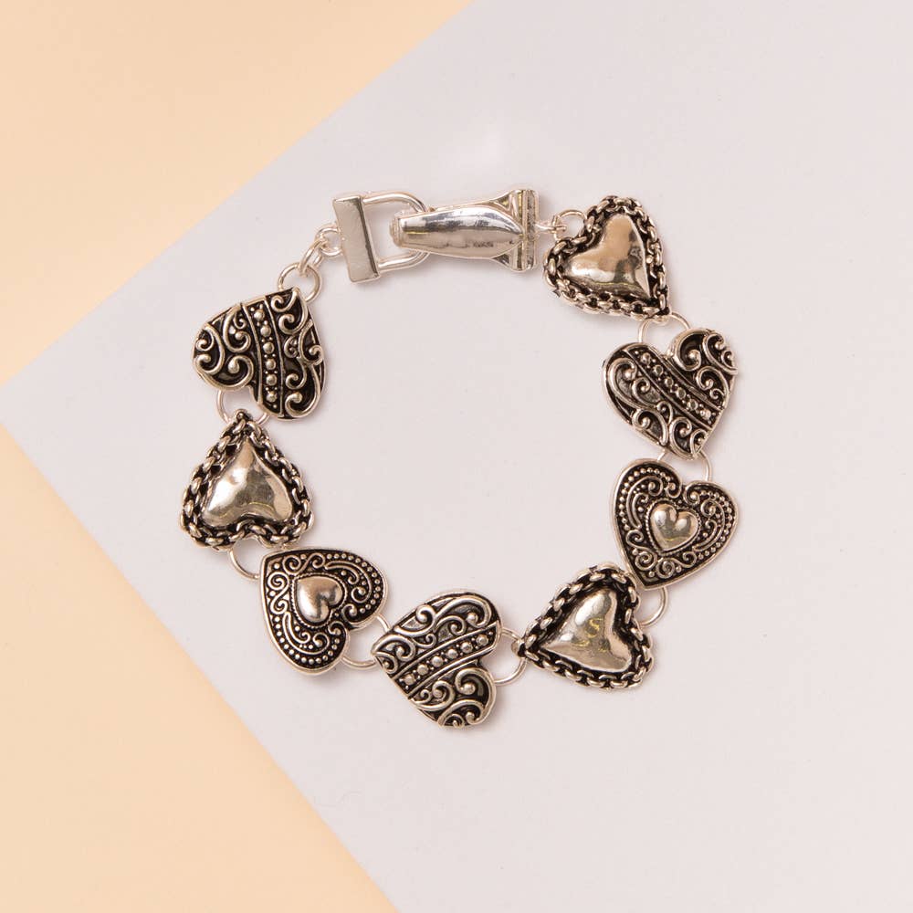 Tailored Link Heart Bracelet