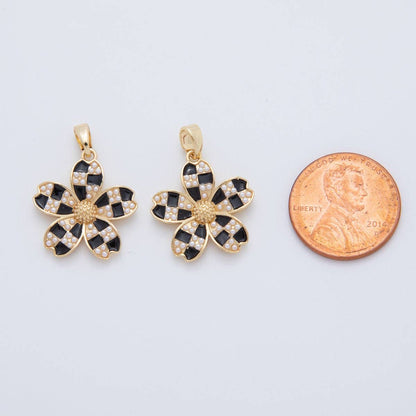 18K Gold Filled Shell Pearl Checkered Flower Pendant | AH763