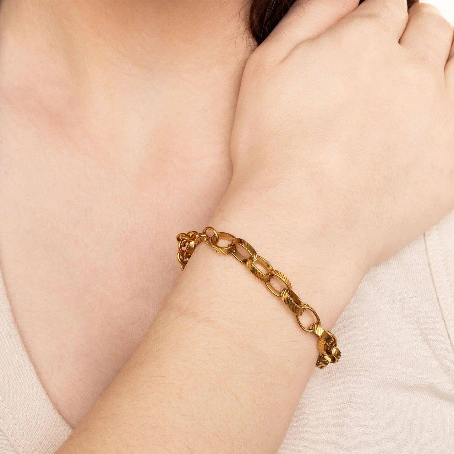 18K Gold PVD Stainless Steel Thick Oval Chain Bracelet