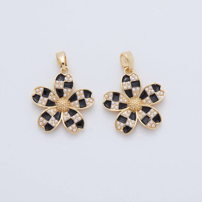18K Gold Filled Shell Pearl Checkered Flower Pendant | AH763